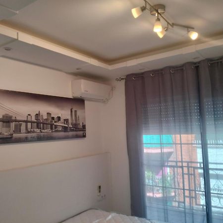 Warm Harbor Apartment Santa Coloma de Gramenet Exterior photo